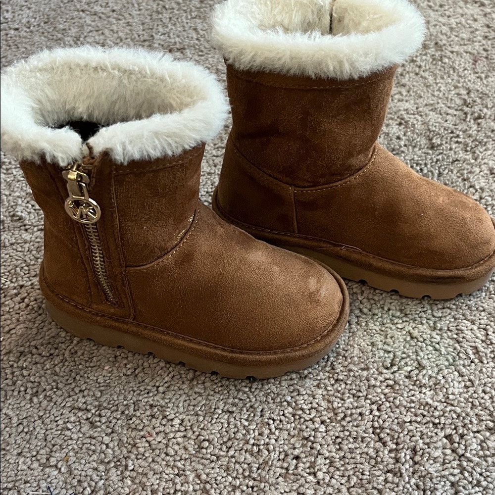 MICHAEL Michael KORS HAEDYN Boots with Fur Trim Toddler Girls.Sz 7